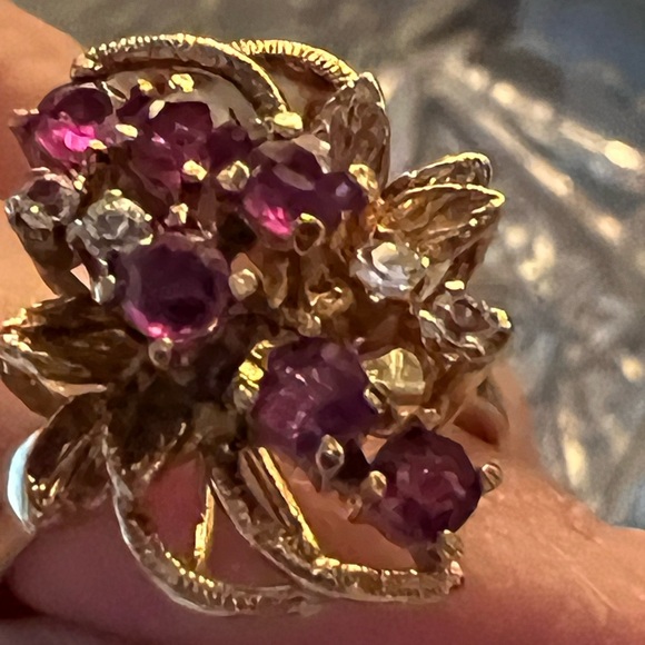 Meet your Posher, Zee - Picture 4 of 16